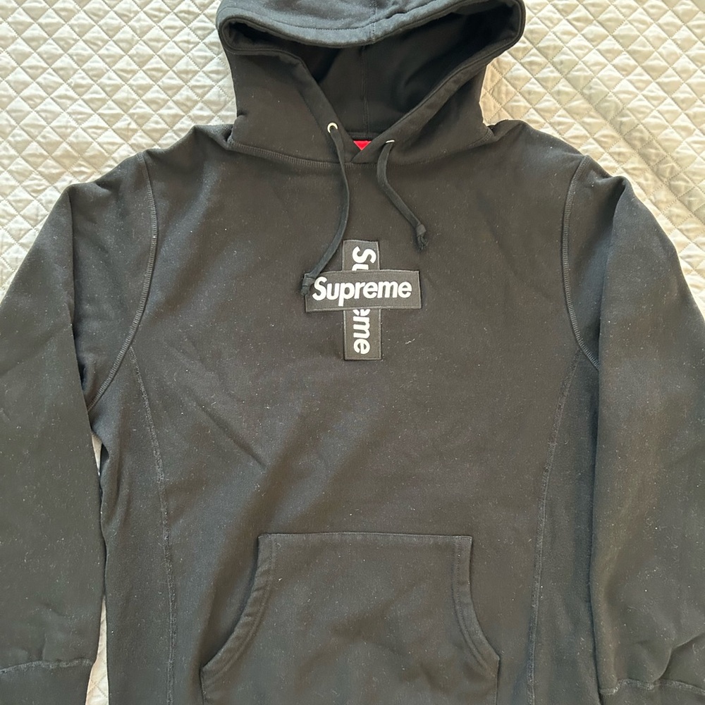 Supreme Black Cross Box Logo Sweatshirt Hoodie Iconic Style EUC!!! GREAT DEAL!!!